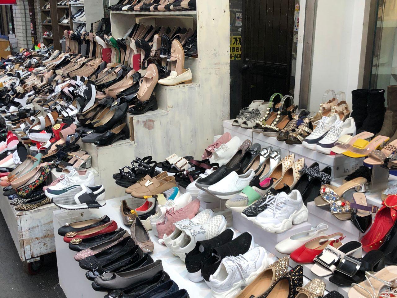 A Visit to the Dongdaemun Shoes Market